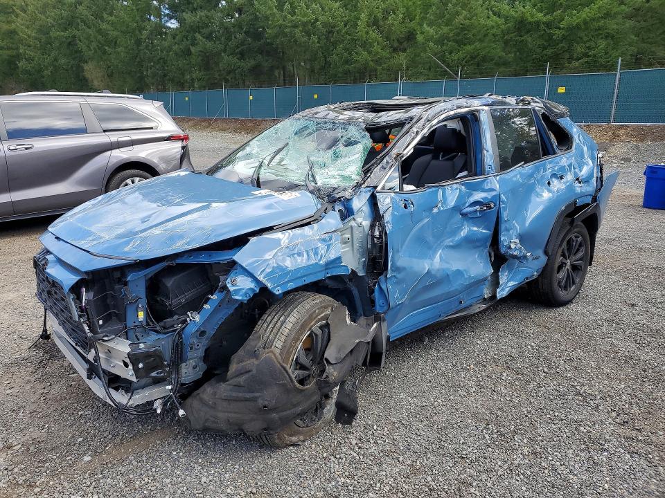 2025 TOYOTA RAV4 HYBRID — VIN 4T3E6RFV5SU185382