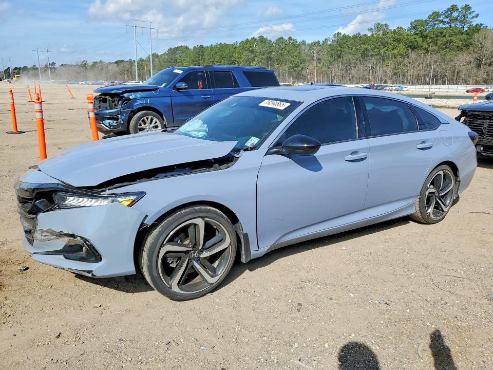 2022 HONDA ACCORD — VIN 1HGCV2F31NA008980