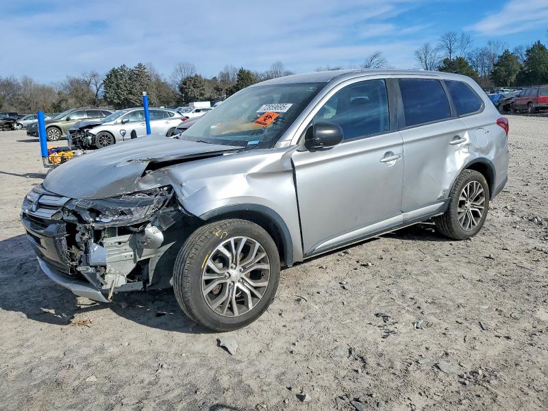 2018 MITSUBISHI OUTLANDER — VIN JA4AZ3A33JJ005218