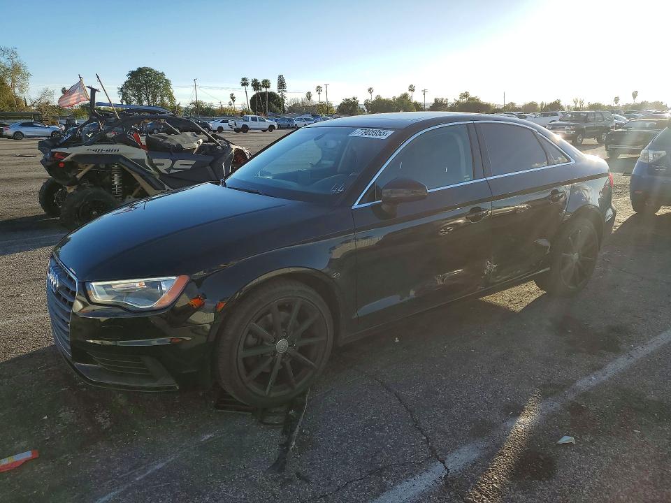 2015 AUDI A3 — VIN WAUEFGFF9F1136992
