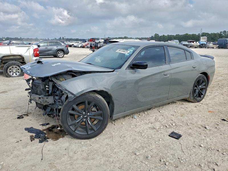2018 DODGE CHARGER SX — VIN 2C3CDXBG2JH120310