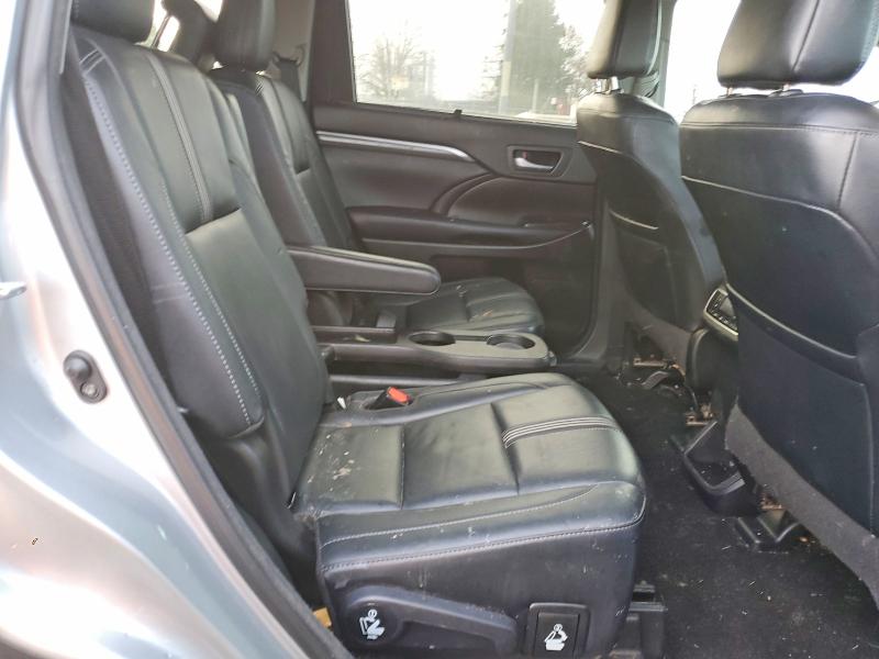 5TDJZRFH0JS819715