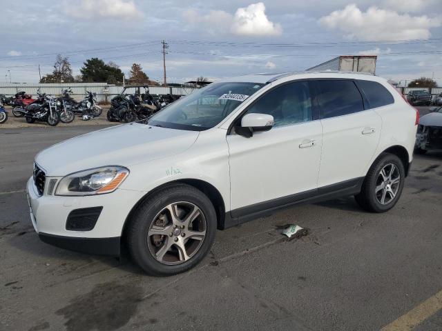 2013 VOLVO XC60 T6 — VIN YV4902DZ2D2415940