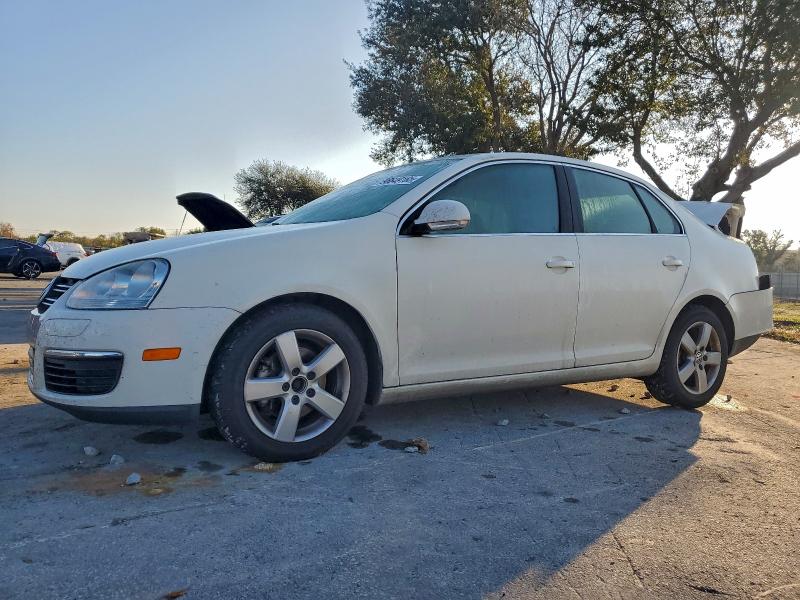 2008 VOLKSWAGEN JETTA — VIN 3VWRM71K78M134207