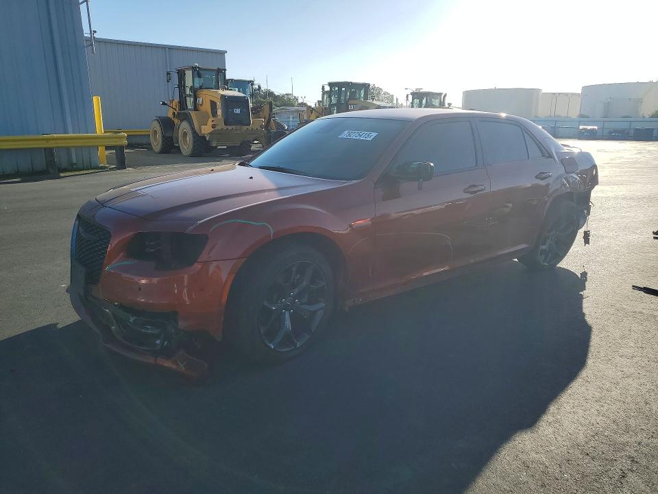 2021 CHRYSLER 300 — VIN 2C3CCABT5MH589487