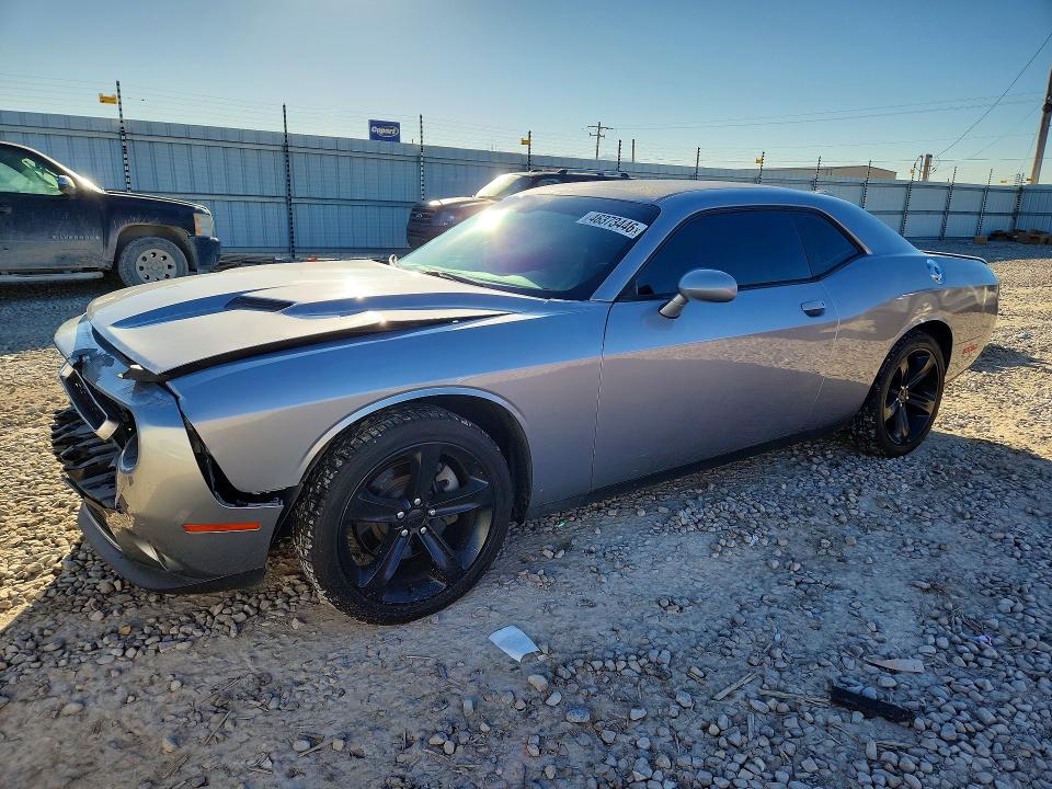 2016 DODGE CHALLENGER — VIN 2C3CDZAG3GH102565
