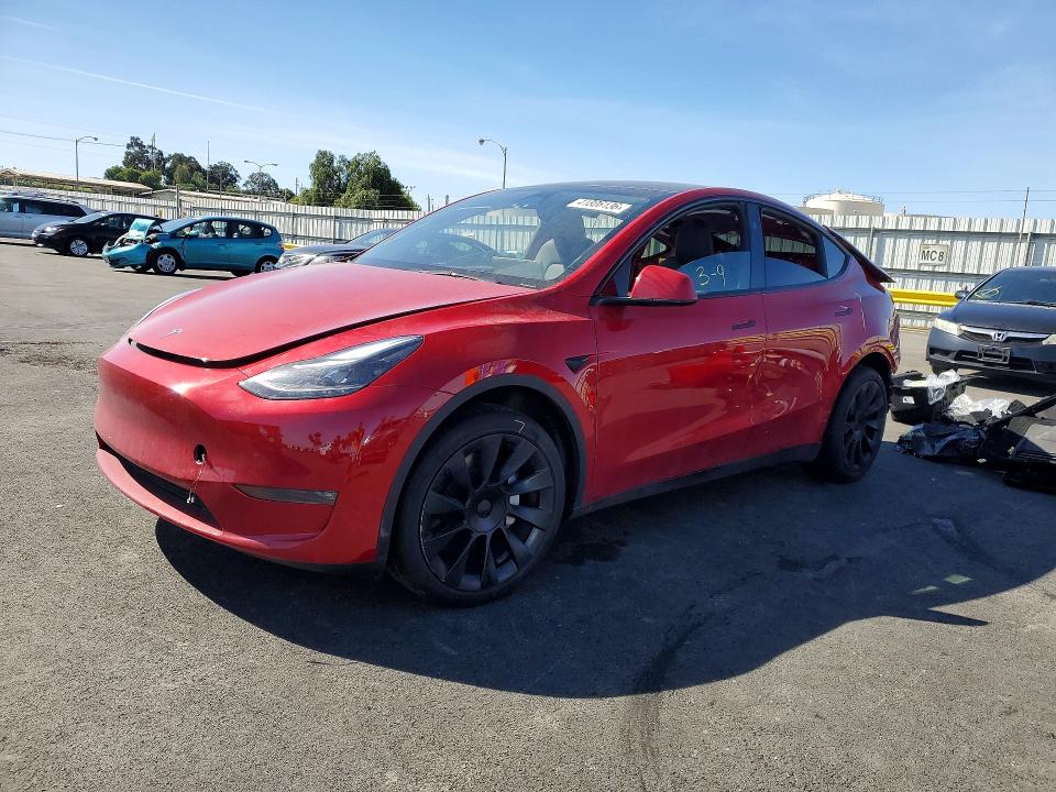 2023 TESLA MODEL Y — VIN 7SAYGAEE2PF971590