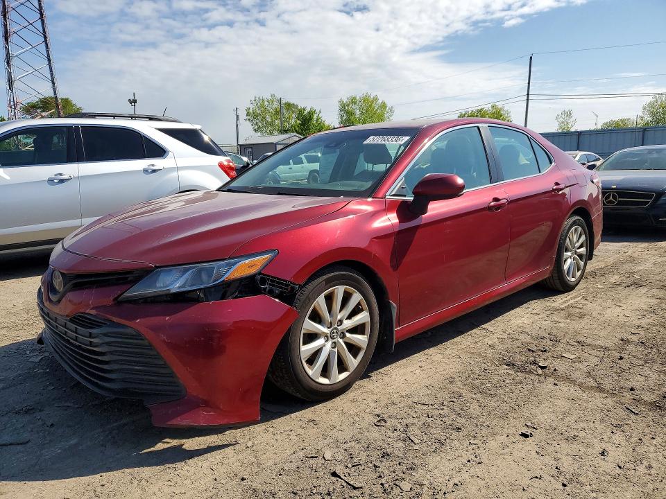 2018 TOYOTA CAMRY — VIN 4T1B11HK6JU619483