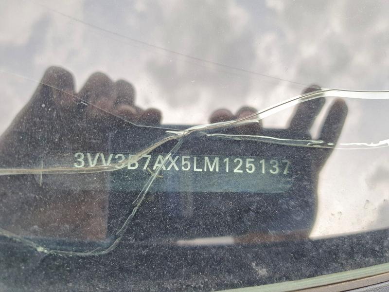 3VV3B7AX5LM125137