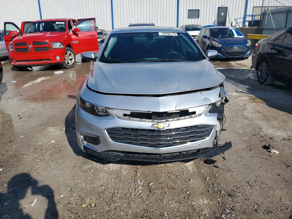 1G1ZD5ST2JF243073