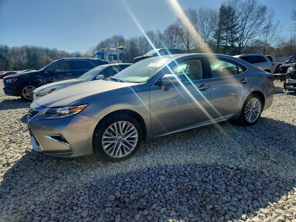 2018 LEXUS ES — VIN 58ABK1GGXJU098612