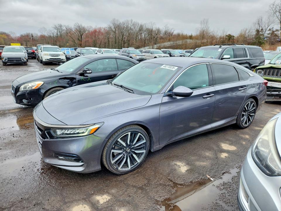 2018 HONDA ACCORD — VIN 1HGCV1F3XJA036202