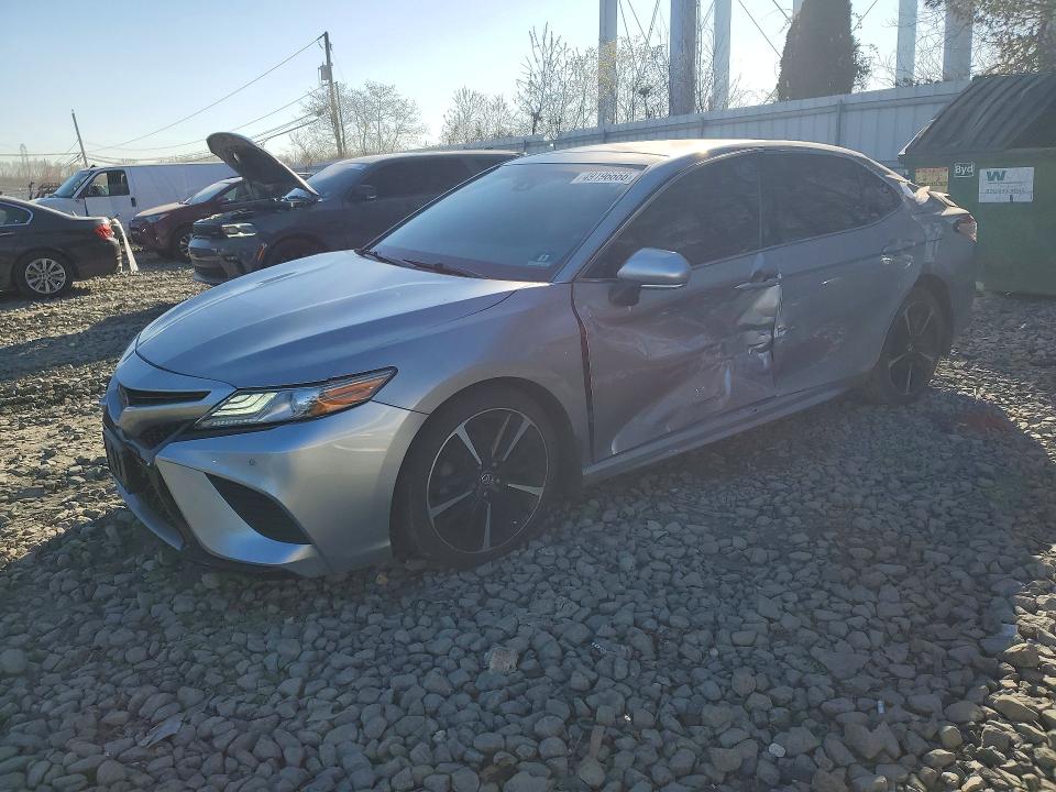 2018 TOYOTA CAMRY — VIN 4T1B61HK6JU152194