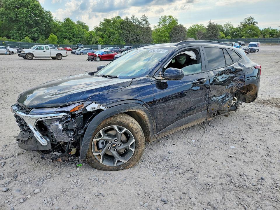 2025 CHEVROLET TRAX — VIN KL77LHEP9SC082822