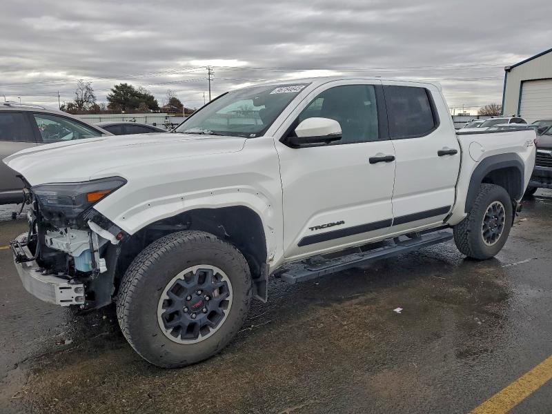 2024 TOYOTA TACOMA DOU — VIN 3TMLB5JN9RM037010