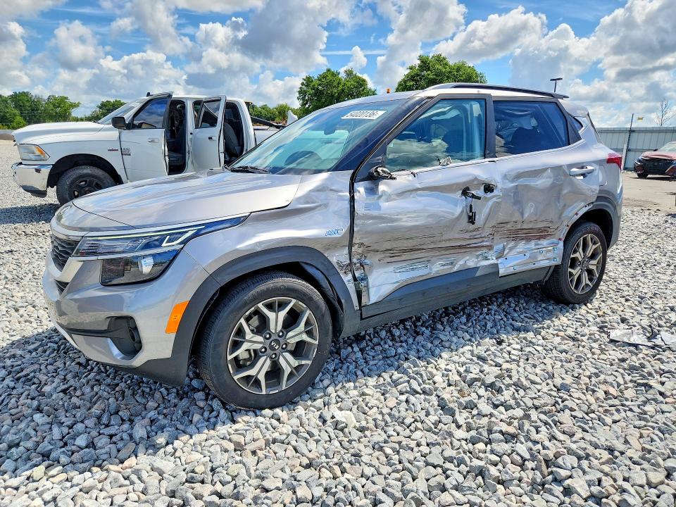 2021 KIA SELTOS — VIN KNDERCAA8M7222562