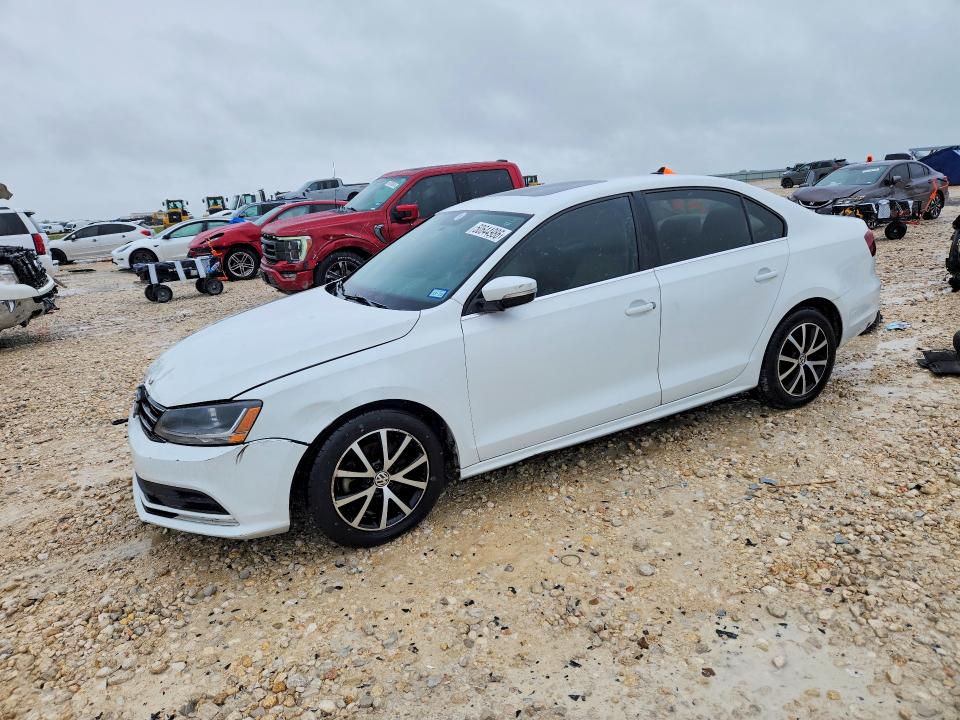2017 VOLKSWAGEN JETTA — VIN 3VWB67AJXHM321184