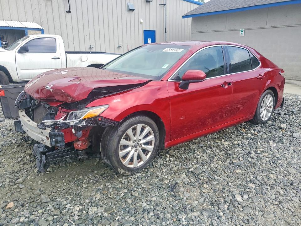 2018 TOYOTA CAMRY — VIN 4T1B11HK2JU544829