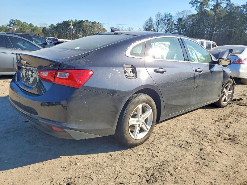 1G1ZD5ST9PF205588
