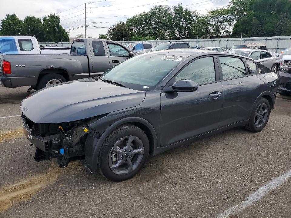 2025 KIA K4 — VIN 3KPFT4DE3SE165596