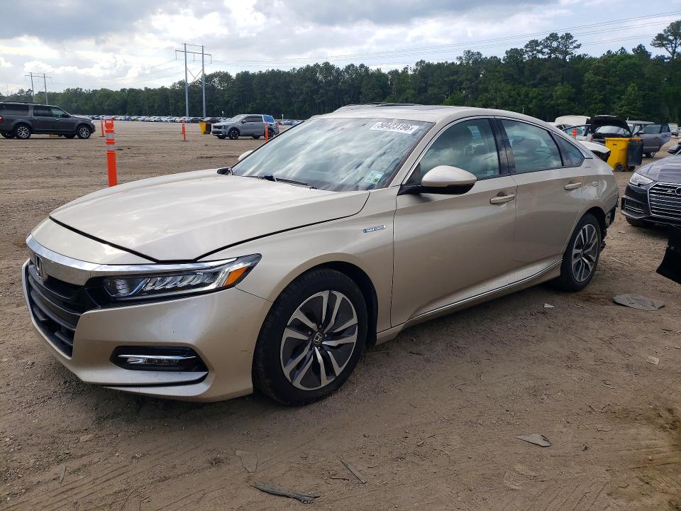 2018 HONDA ACCORD — VIN 1HGCV3F55JA000902