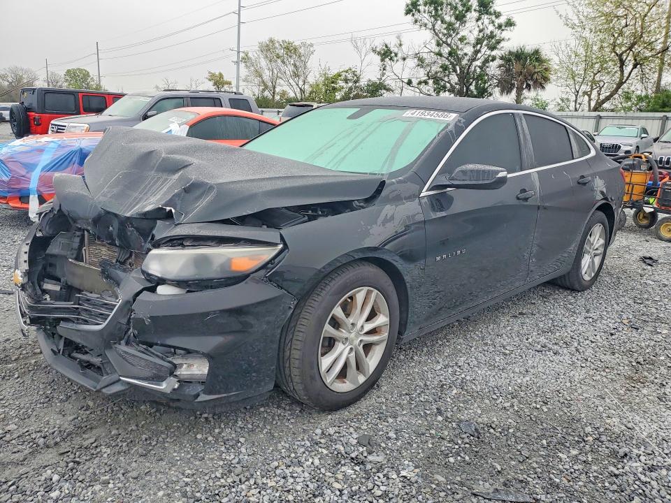 2018 CHEVROLET MALIBU — VIN 1G1ZD5ST1JF214695