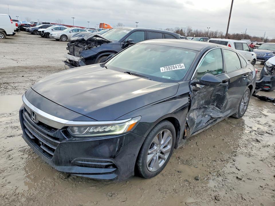 2018 HONDA ACCORD — VIN 1HGCV1F17JA053330