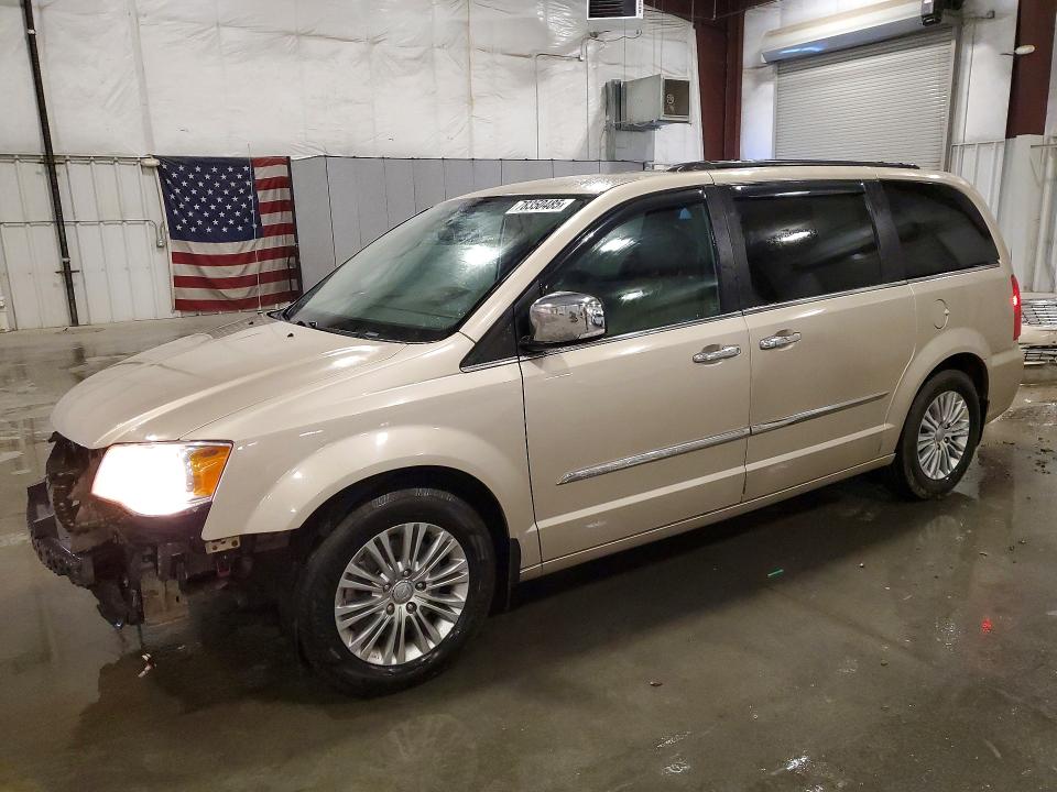 2015 CHRYSLER TOWN & COUNTRY — VIN 2C4RC1CG0FR741759
