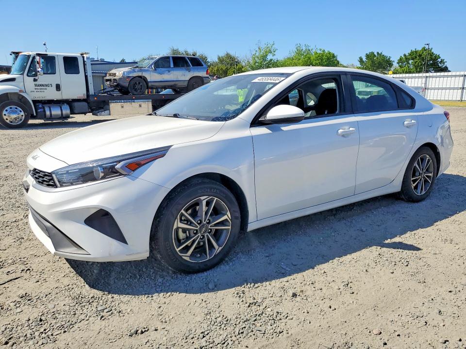 2024 KIA FORTE — VIN 3KPF24AD1RE812456