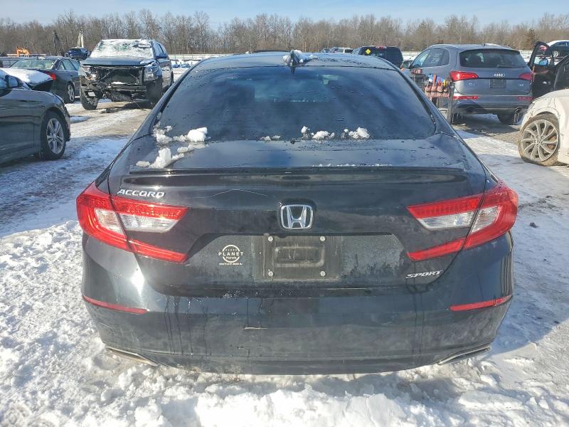 1HGCV1F36KA117201