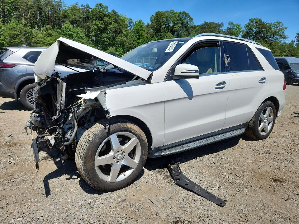 2015 MERCEDES-BENZ ML — VIN 4JGDA5HBXFA551164