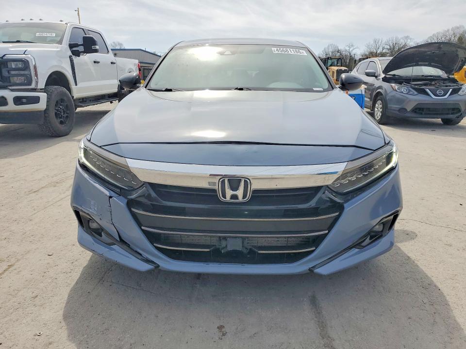 1HGCV1F49NA028073