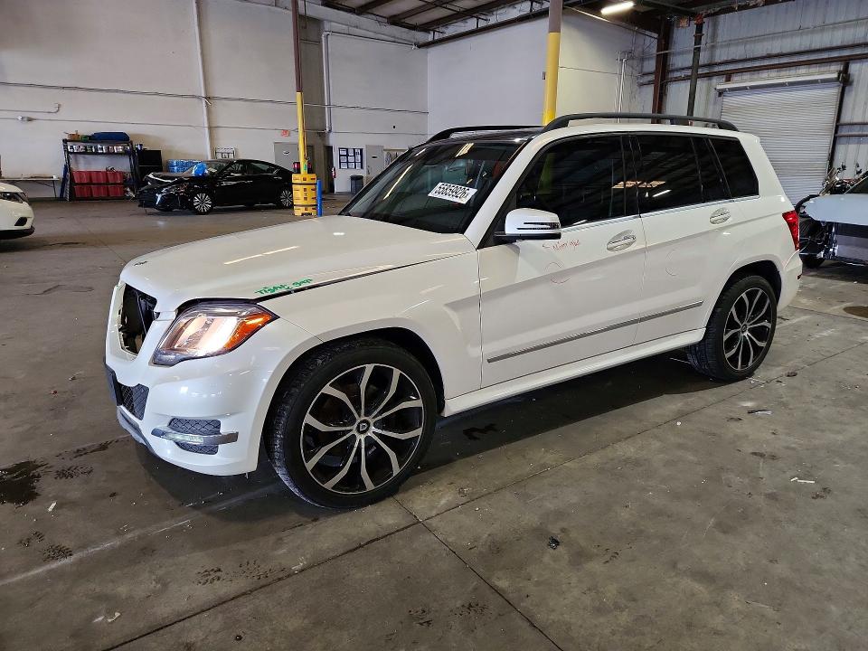 2015 MERCEDES-BENZ GLK — VIN WDCGG0EB8FG380638