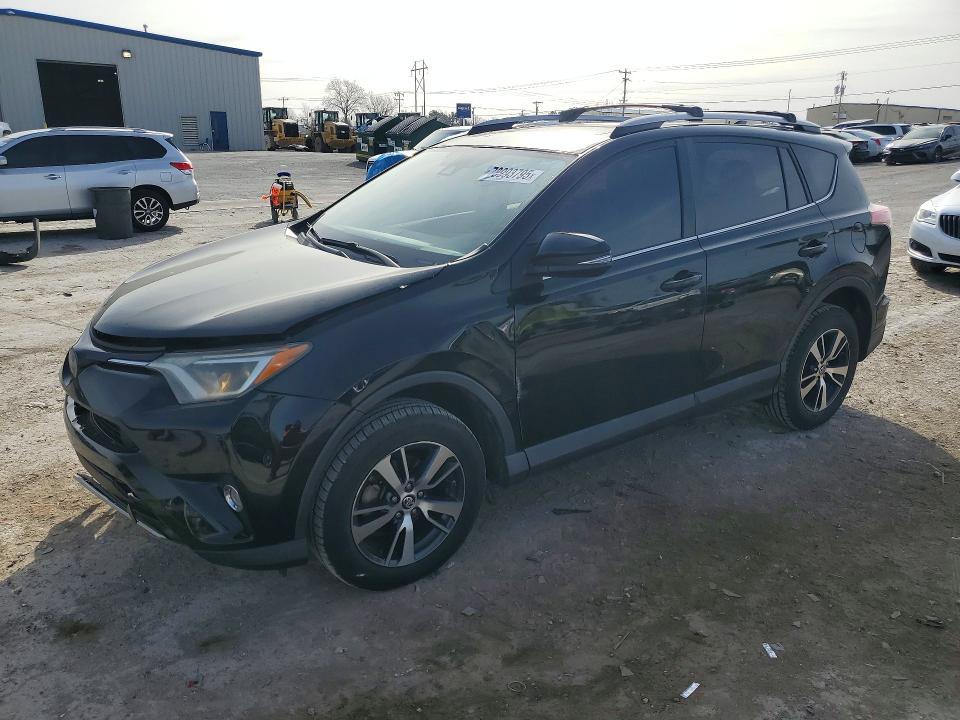 2018 TOYOTA RAV4 — VIN 2T3WFREV4JW479439