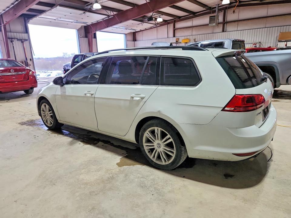 3VWCA7AU0FM518827