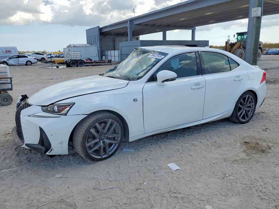 2019 LEXUS IS 300 — VIN JTHBA1D26K5085437
