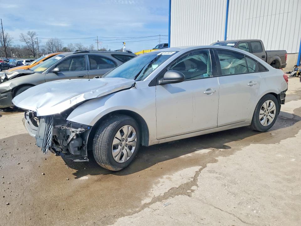 2016 CHEVROLET CRUZE LIMITED — VIN 1G1PC5SH9G7175539