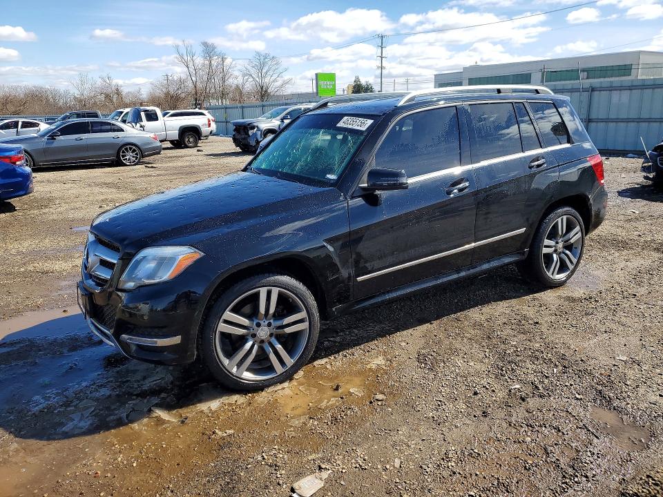 2015 MERCEDES-BENZ GLK — VIN WDCGG8JB7FG344752