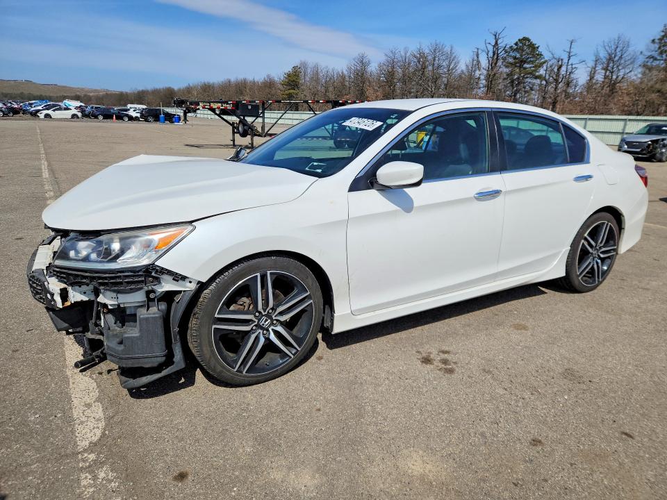 2017 HONDA ACCORD — VIN 1HGCR2F50HA172392