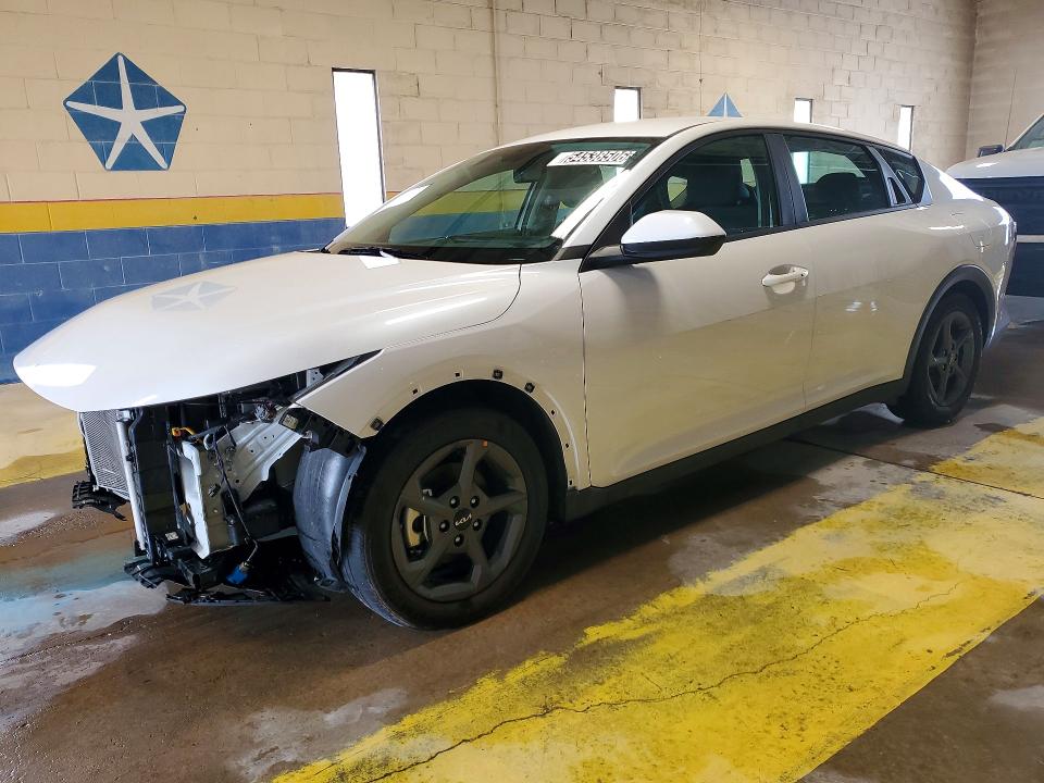 2025 KIA K4 — VIN 3KPFT4DE8SE107841