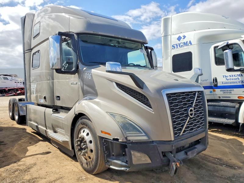2019 VOLVO VNL860 — VIN 4V4NC9EJ0KN193358