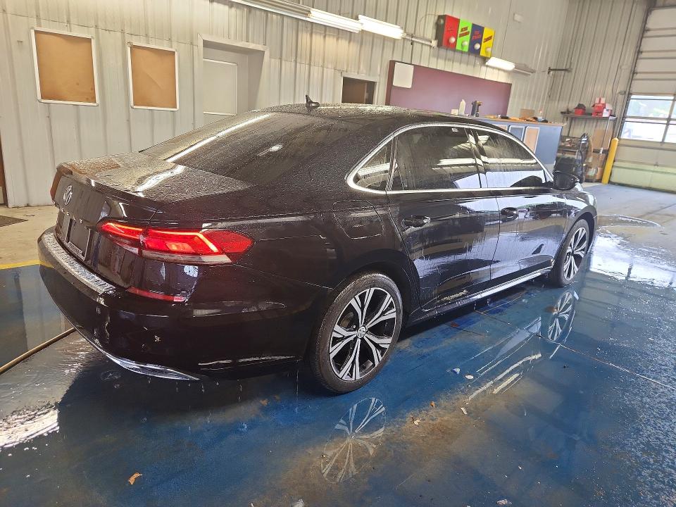 1VWSA7A3XMC008891