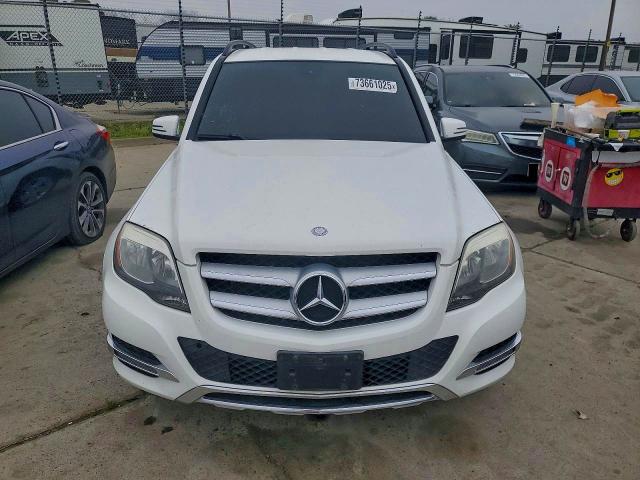 WDCGG5HB8FG404882