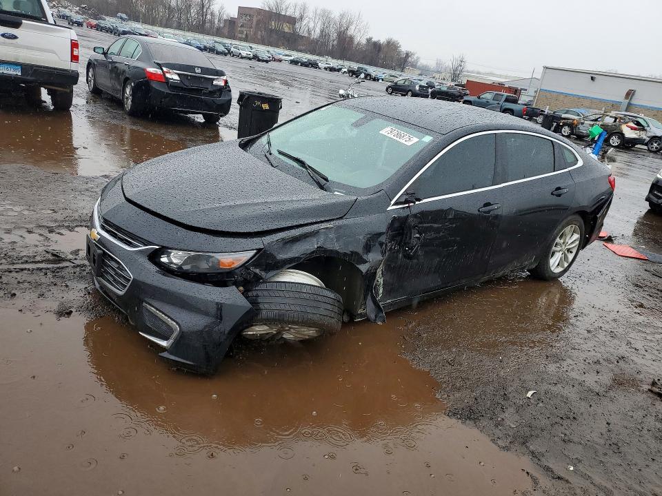 2018 CHEVROLET MALIBU — VIN 1G1ZD5ST5JF246159