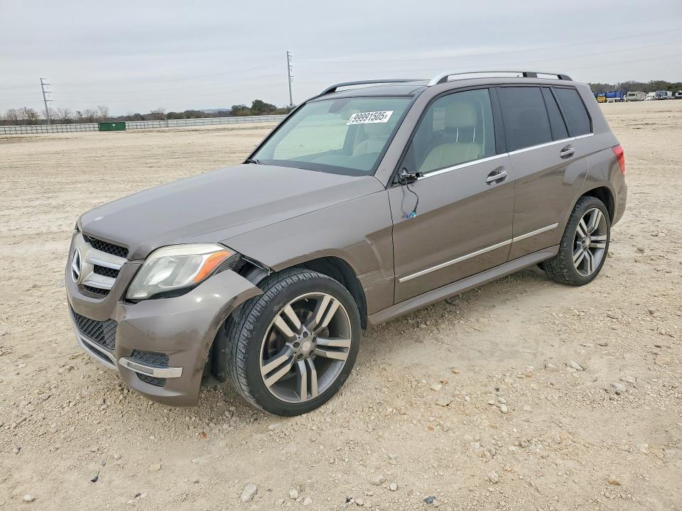 2015 MERCEDES-BENZ GLK — VIN WDCGG5HB8FG343128