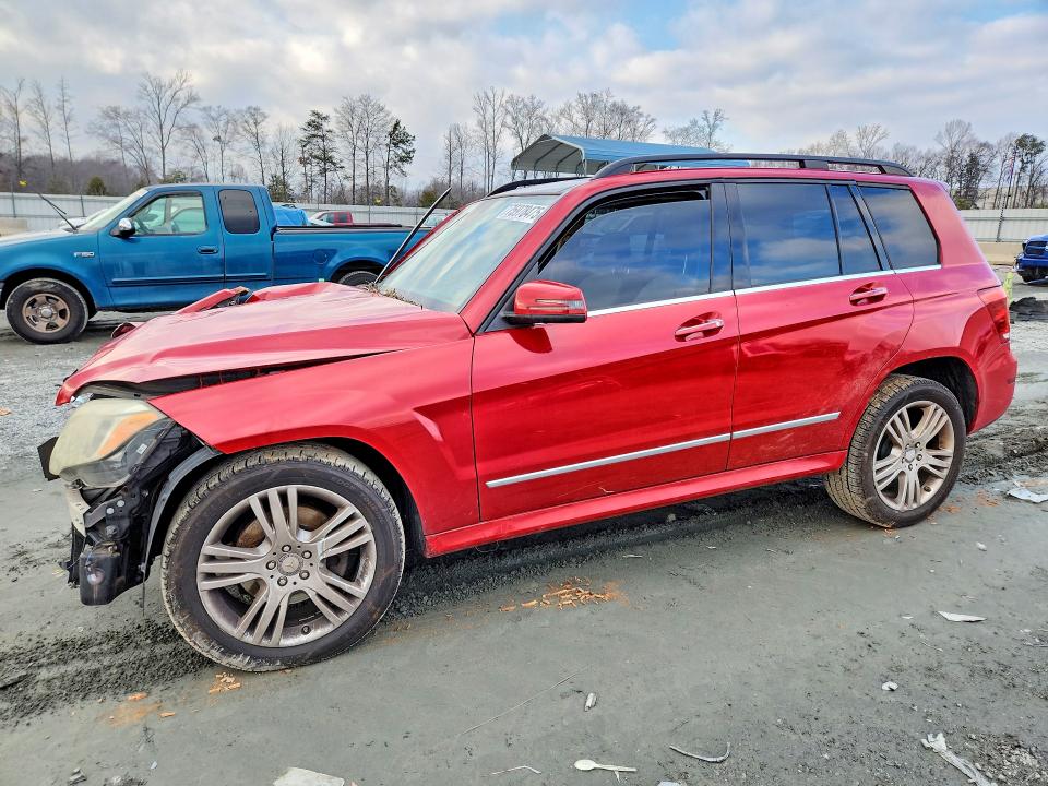 2015 MERCEDES-BENZ GLK — VIN WDCGG5HB1FG418039