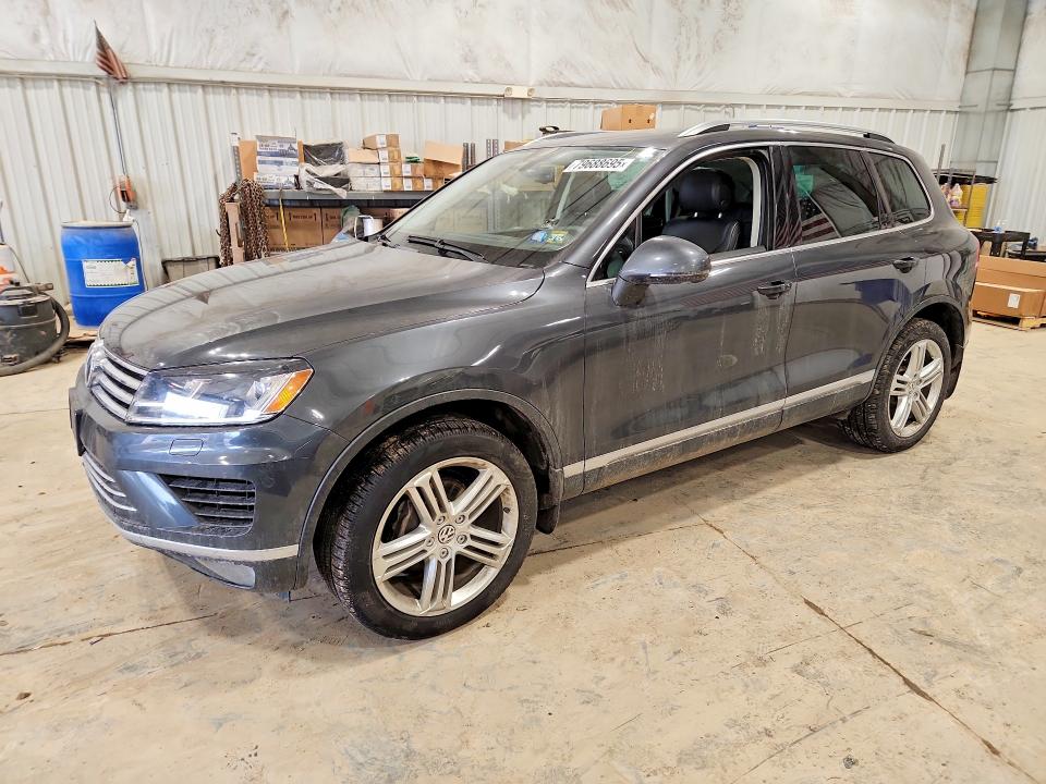 2015 VOLKSWAGEN TOUAREG — VIN WVGEF9BP4FD003404