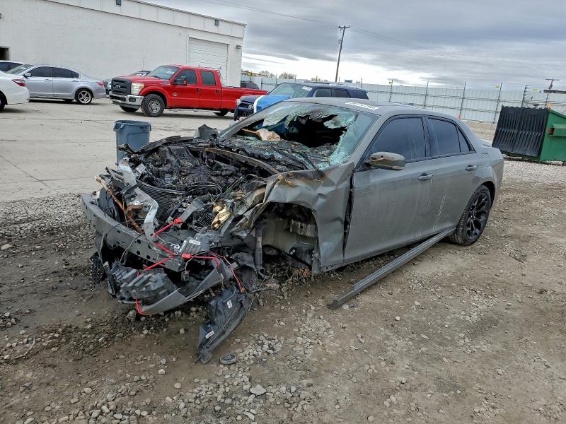 2017 CHRYSLER 300 — VIN 2C3CCABG8HH663803