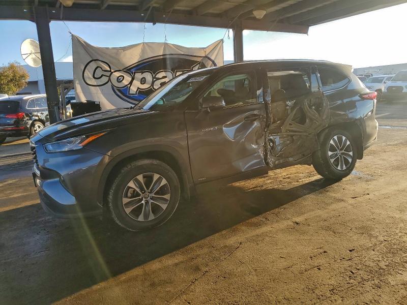 2020 TOYOTA HIGHLANDER — VIN 5TDHBRCHXLS506097