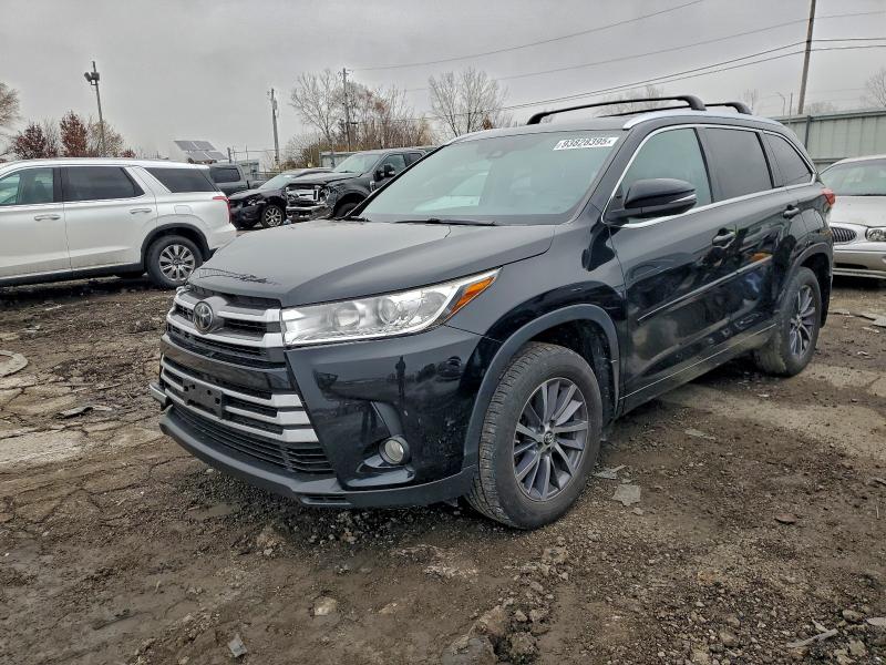 2017 TOYOTA HIGHLANDER — VIN 5TDJZRFH5HS446522